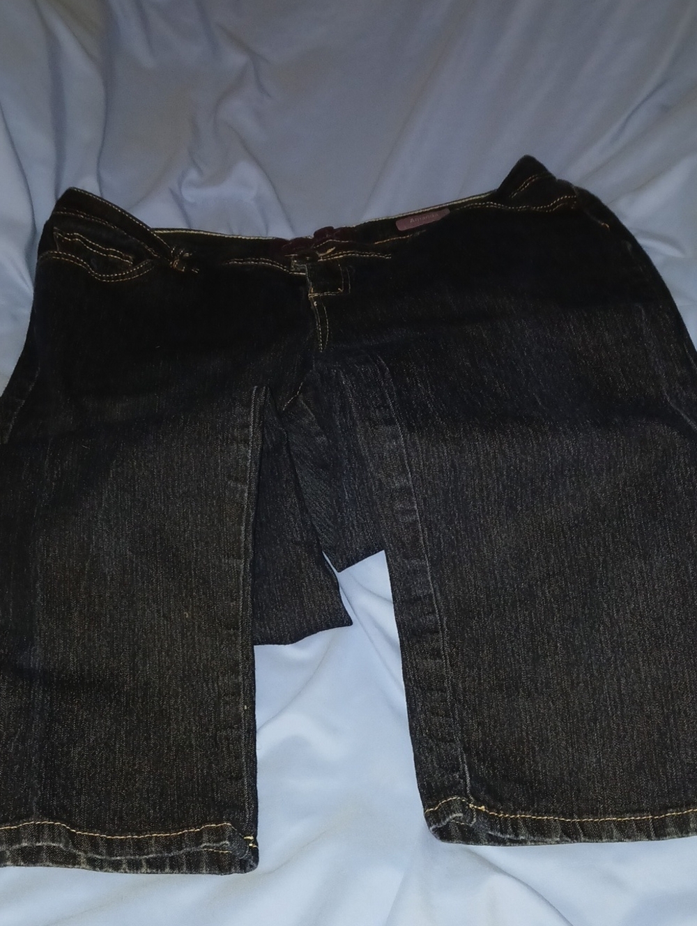 Gloria Vanderbilt Dark Blue Straight Leg Jeans with Contrast Stitching